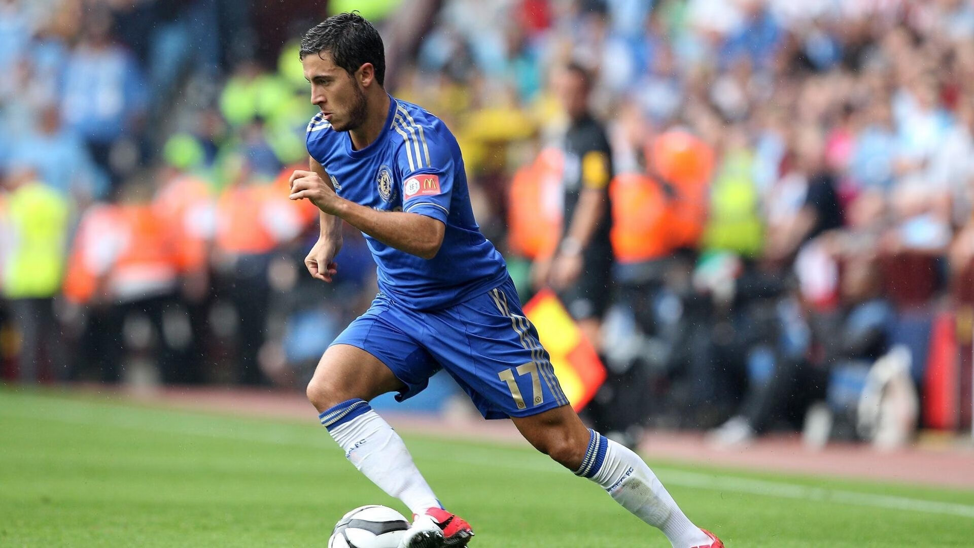 年轻球员与经验老将完美结合，重点考察年轻球员8人名单