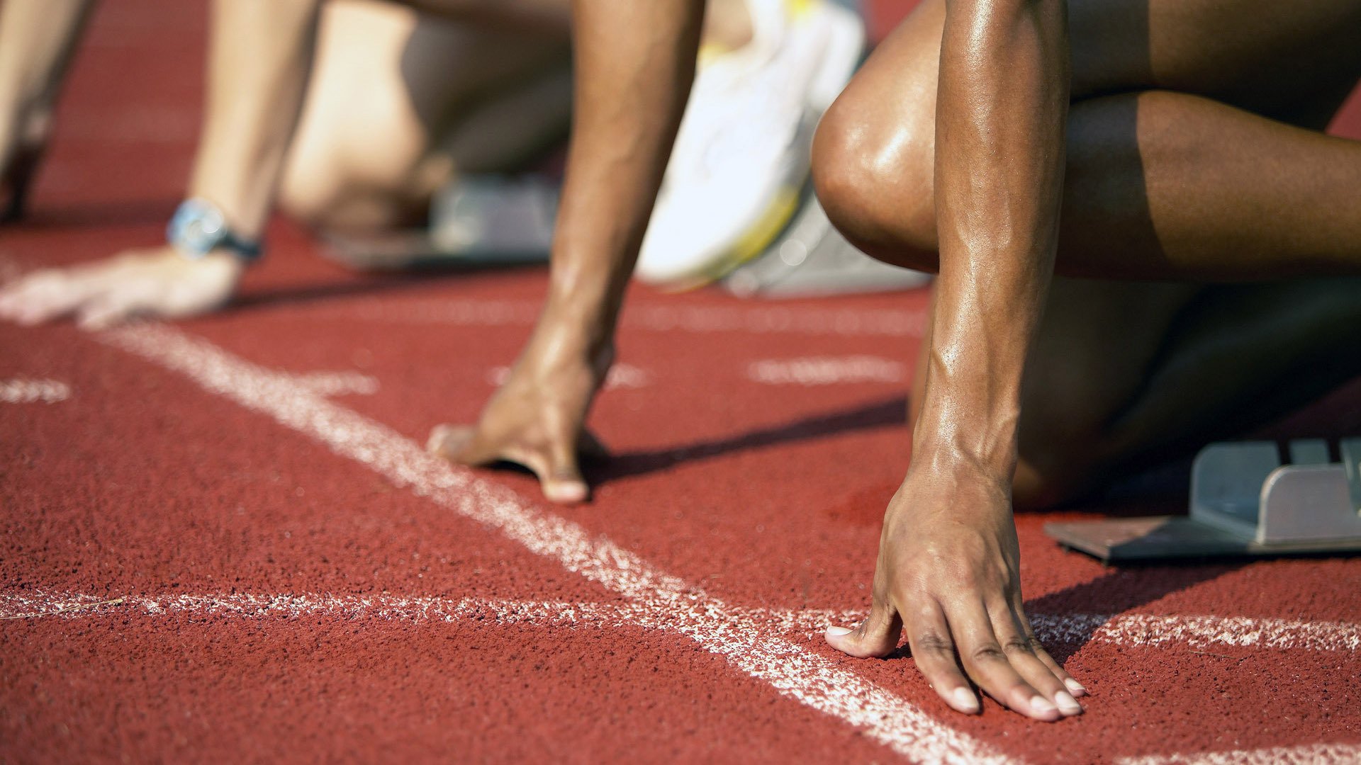 成绩曲线对照：中方后程提速成效明显